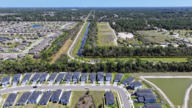 1577 Colebrook Circle SW, Palm Bay, FL 32908