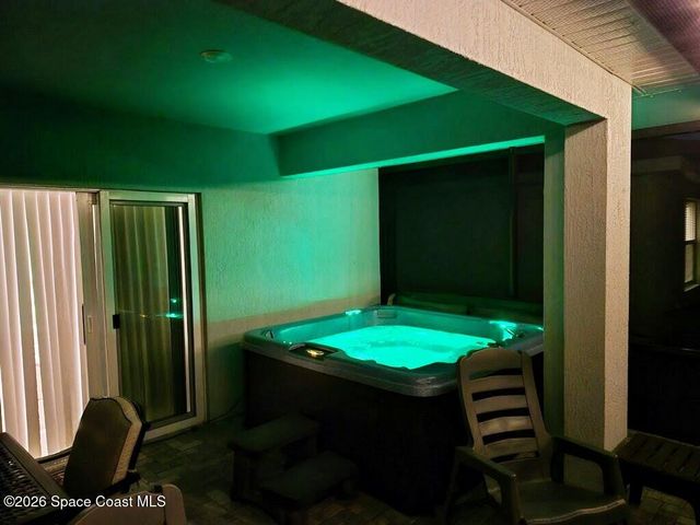 1577 Colebrook Circle SW, Palm Bay, FL 32908