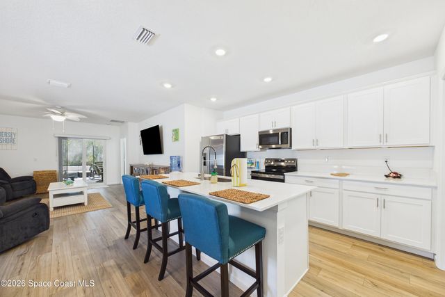 1577 Colebrook Circle SW, Palm Bay, FL 32908