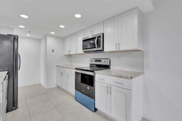 23200 Camino Del Mar 508, Boca Raton, FL 33433