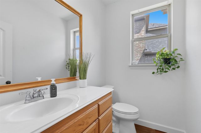 109 Diablo Drive, Burleson, TX 76028