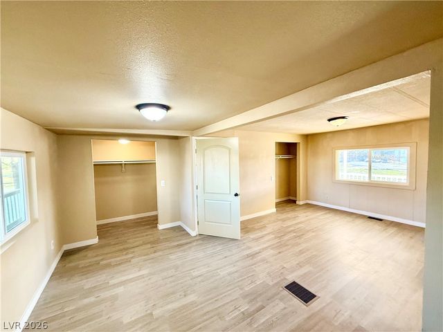 1480 West Irons Street, Pahrump, NV 89048