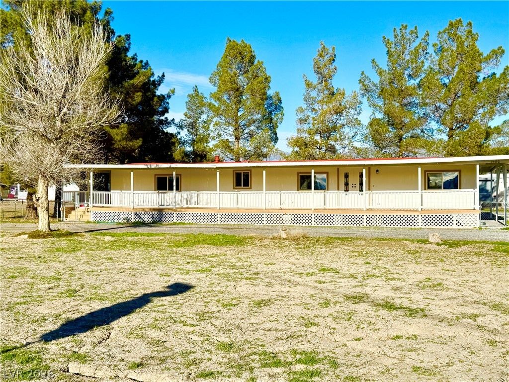 1480 West Irons Street, Pahrump, NV 89048