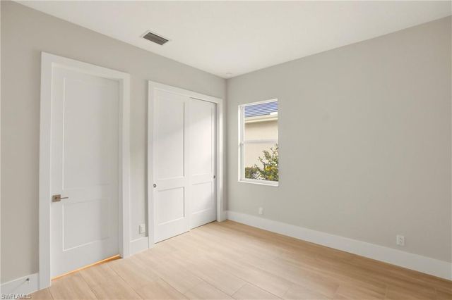 9661 Moonflower LN, Other, FL 34114