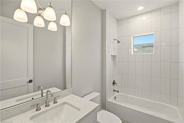 9661 Moonflower LN, Other, FL 34114