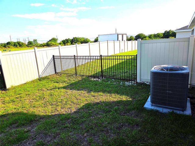 10012 CADDO DRIVE, Parrish, FL 34219