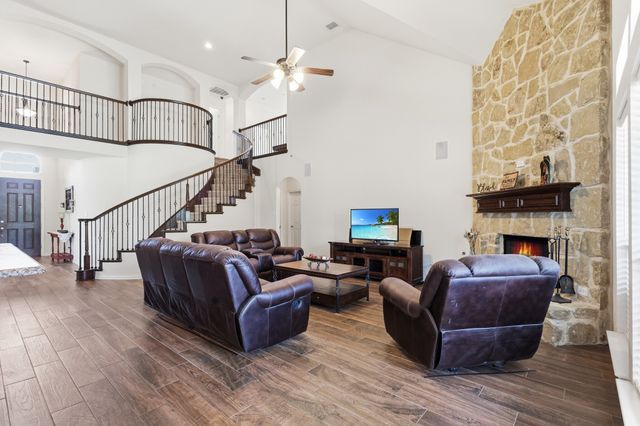 13921 Sparrow Hill Drive, Little Elm, TX 75068