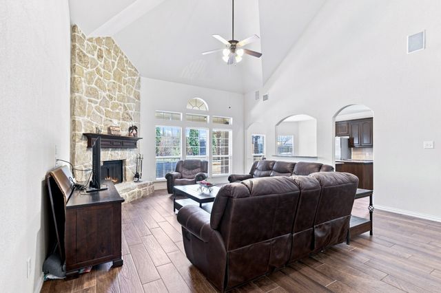 13921 Sparrow Hill Drive, Little Elm, TX 75068