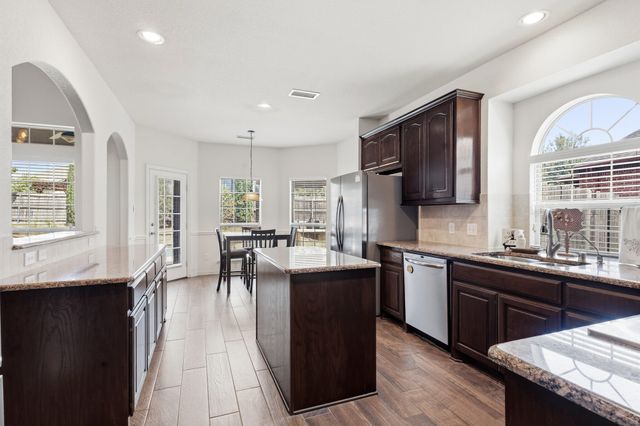 13921 Sparrow Hill Drive, Little Elm, TX 75068