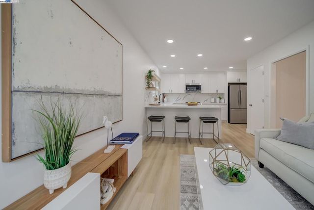 100 Alameda Place, San Bruno, CA 94066