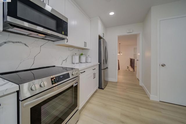 100 Alameda Place, San Bruno, CA 94066