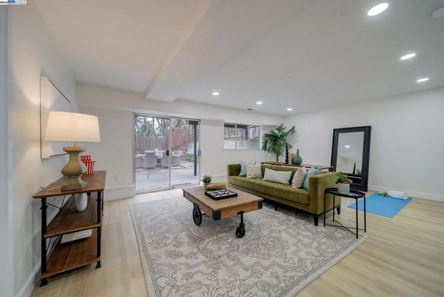 100 Alameda Place, San Bruno, CA 94066