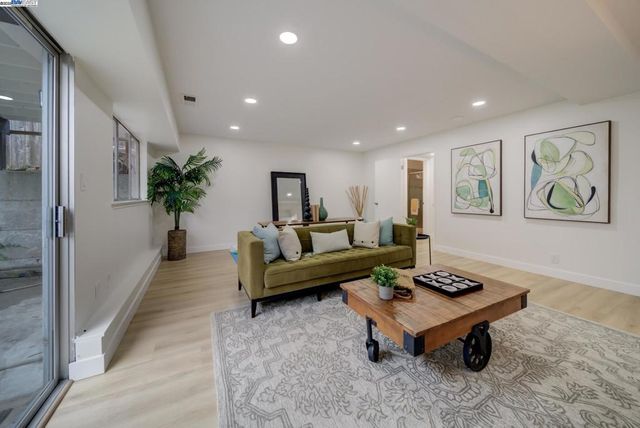 100 Alameda Place, San Bruno, CA 94066