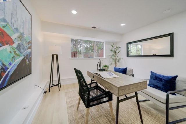 100 Alameda Place, San Bruno, CA 94066