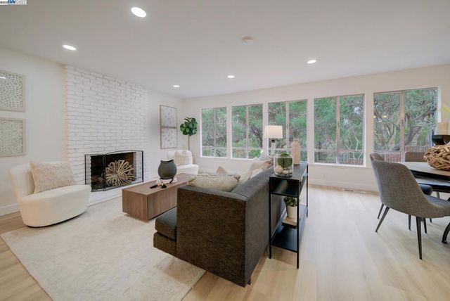 100 Alameda Place, San Bruno, CA 94066