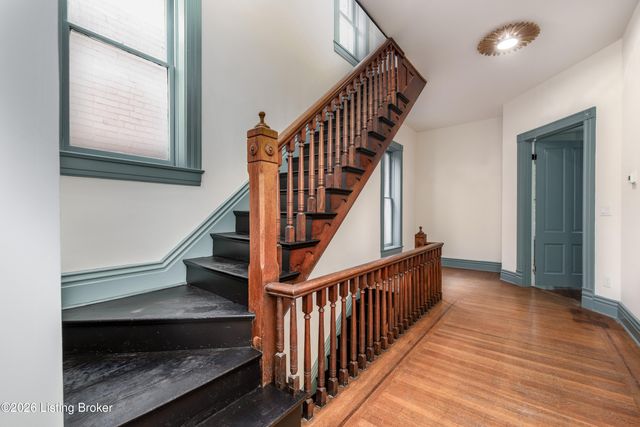 1372 S Floyd St, Louisville, KY 40208