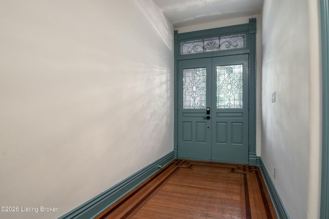 1372 S Floyd St, Louisville, KY 40208