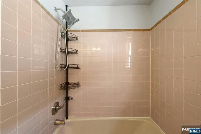 502 Cross Street 1, Harrison, NJ 07029