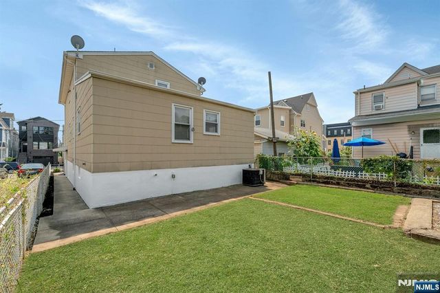 502 Cross Street 1, Harrison, NJ 07029