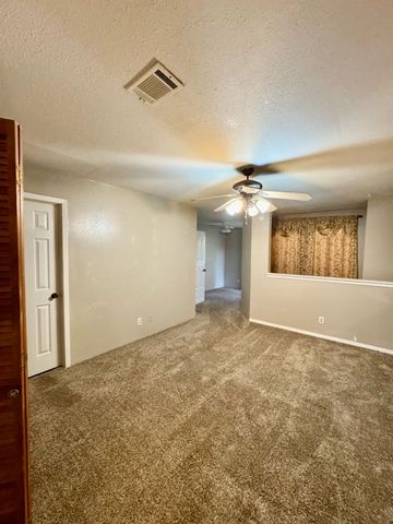 1305 W Villa Maria Road F-105, Bryan, TX 77801