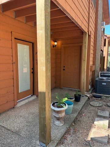 1305 W Villa Maria Road F-105, Bryan, TX 77801