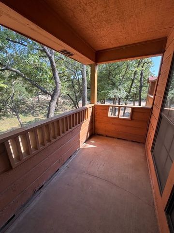 1305 W Villa Maria Road F-105, Bryan, TX 77801