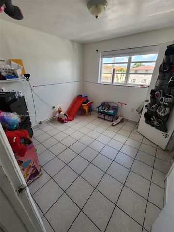 654 W 29th St 4, Hialeah, FL 33012