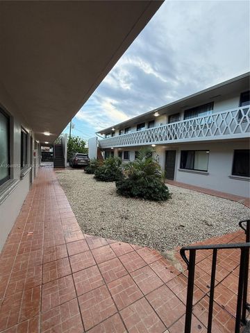 654 W 29th St 4, Hialeah, FL 33012
