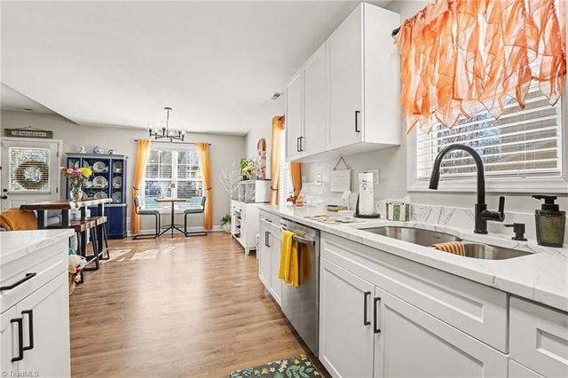 597 Lakeside Valley Drive, Winston-salem, NC 27107