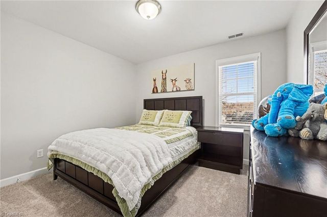 597 Lakeside Valley Drive, Winston-salem, NC 27107