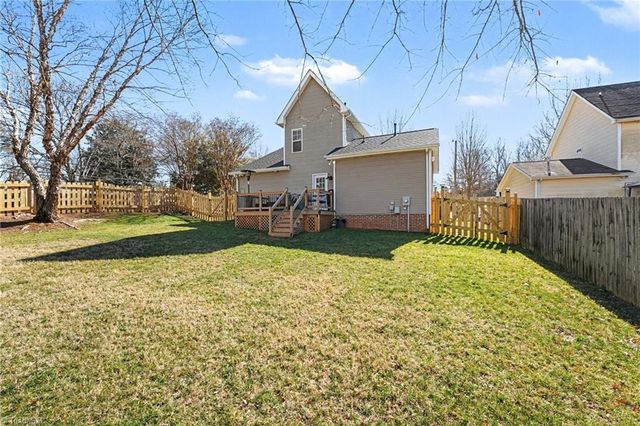 597 Lakeside Valley Drive, Winston-salem, NC 27107