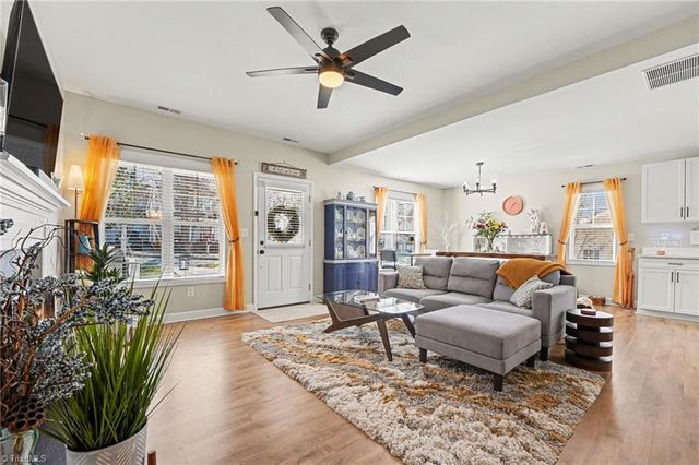 597 Lakeside Valley Drive, Winston-salem, NC 27107