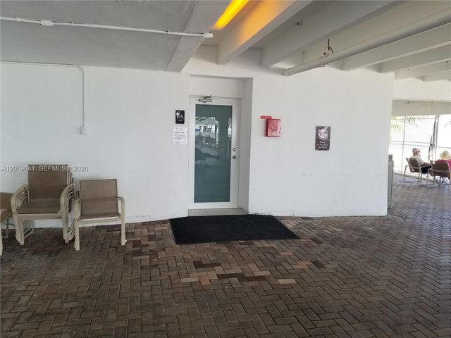 2301 S Ocean Dr 1104, Hollywood, FL 33019