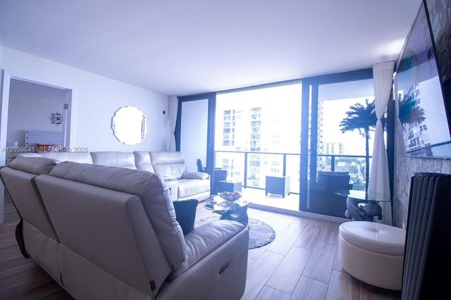 2301 S Ocean Dr 1104, Hollywood, FL 33019