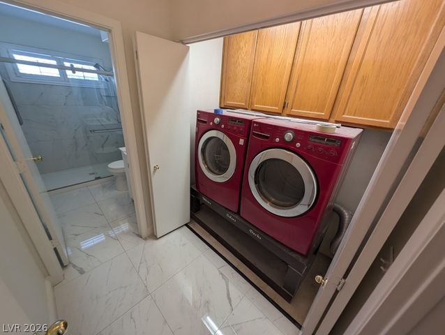 8432 Airmont Court, Las Vegas, NV 89128
