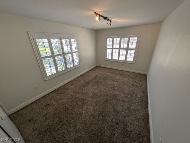 8432 Airmont Court, Las Vegas, NV 89128