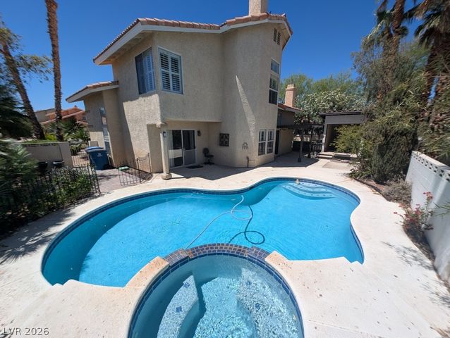 8432 Airmont Court, Las Vegas, NV 89128