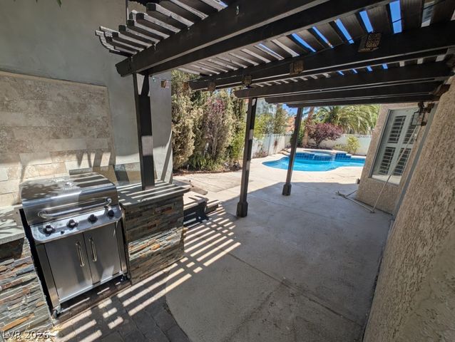 8432 Airmont Court, Las Vegas, NV 89128