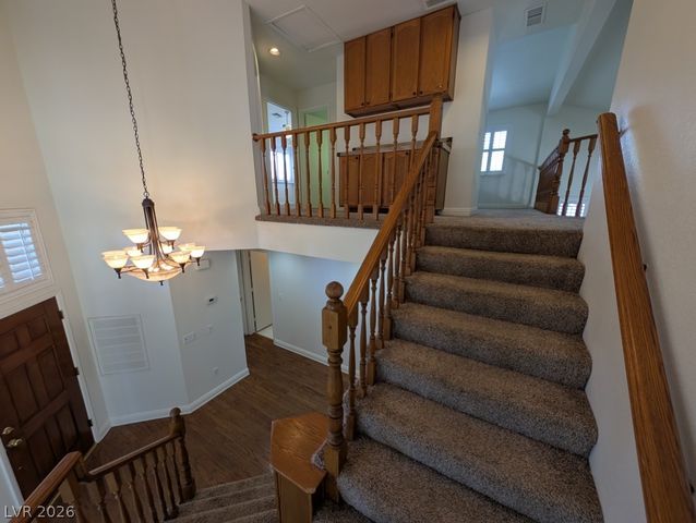 8432 Airmont Court, Las Vegas, NV 89128