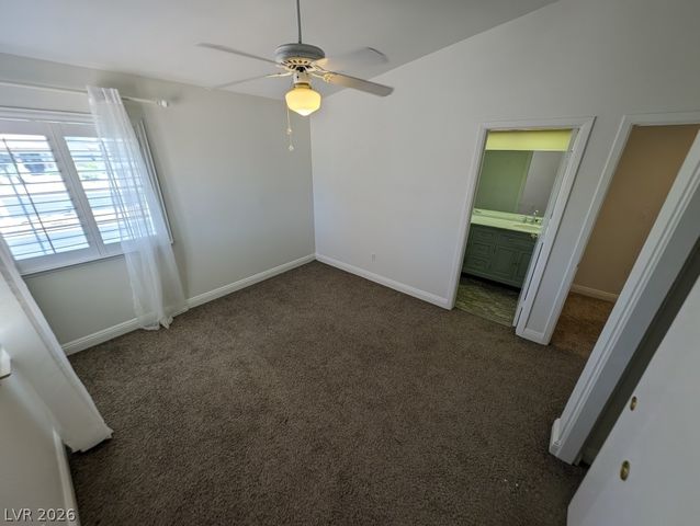 8432 Airmont Court, Las Vegas, NV 89128