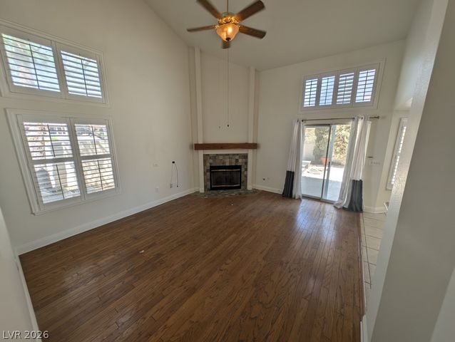 8432 Airmont Court, Las Vegas, NV 89128