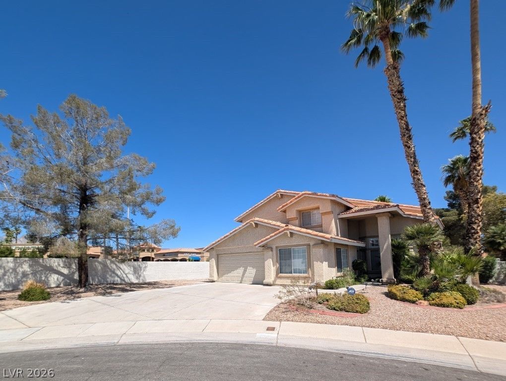 8432 Airmont Court, Las Vegas, NV 89128