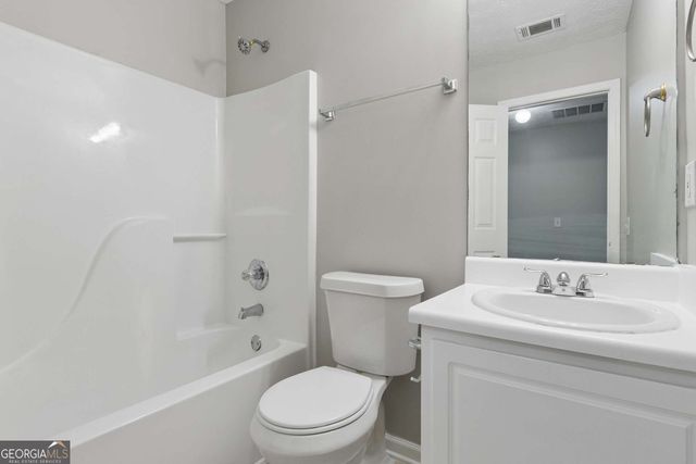 6097 Camden Forrest Cove, Riverdale, GA 30296