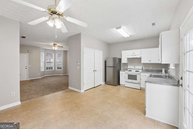 6097 Camden Forrest Cove, Riverdale, GA 30296