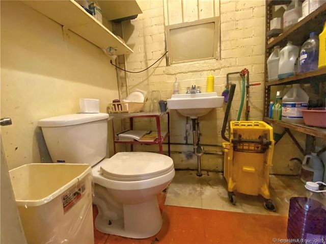 57 Main Street, Winchester, CT 06098