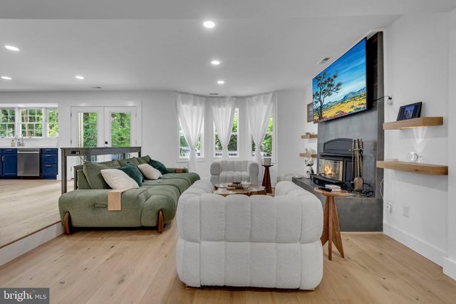 4350 LADY TRISHA, Pomfret, MD 20675