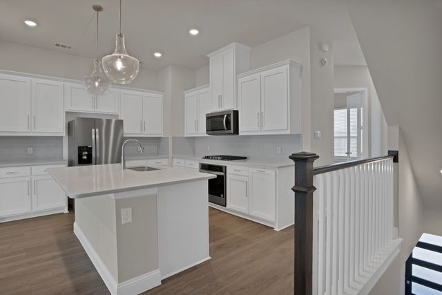 2213 Fort Bliss Street, Mesquite, TX 75149