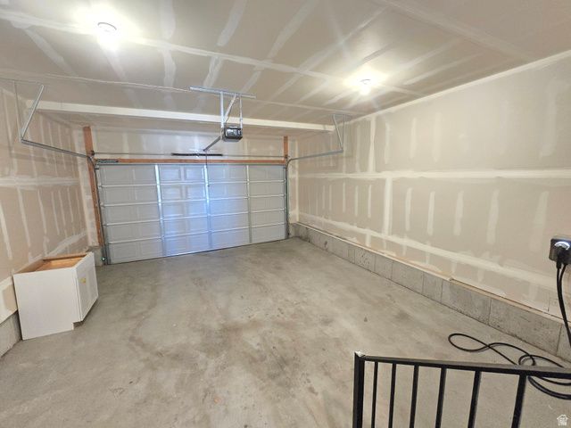 26 N WAYNE WAY, Grantsville, UT 84029