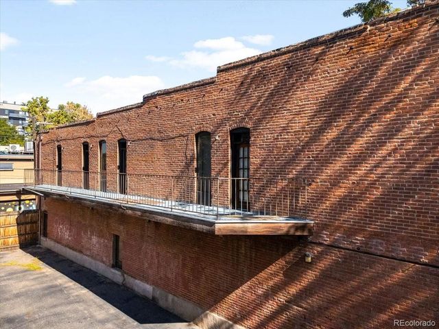 2413 N Washington Street, Denver, CO 80205