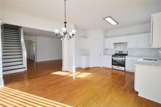 1930 DILCREST Drive, Duluth, GA 30096